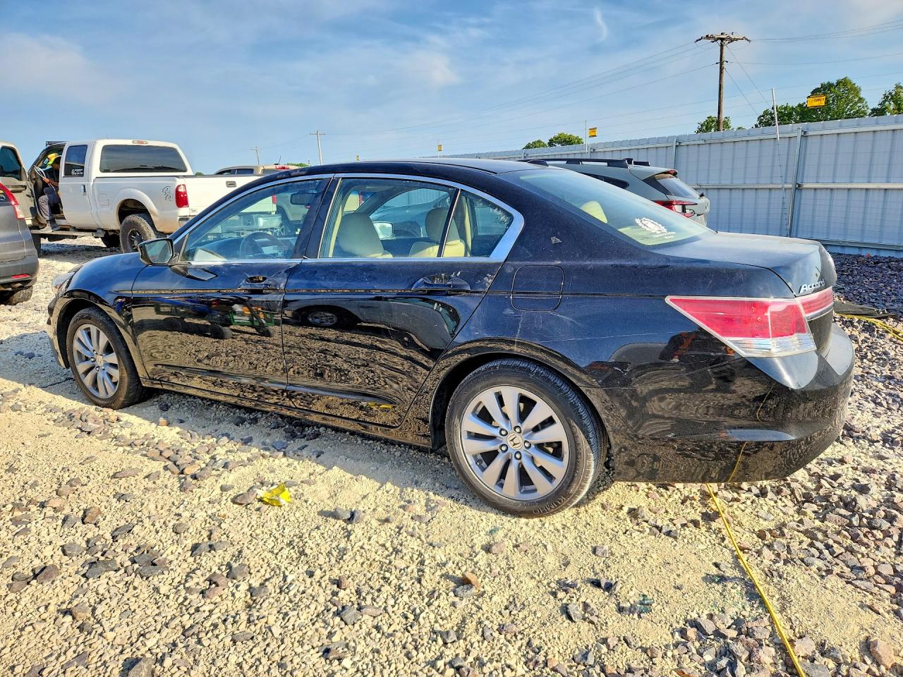 2011 HONDA ACCORD EXL photo 4