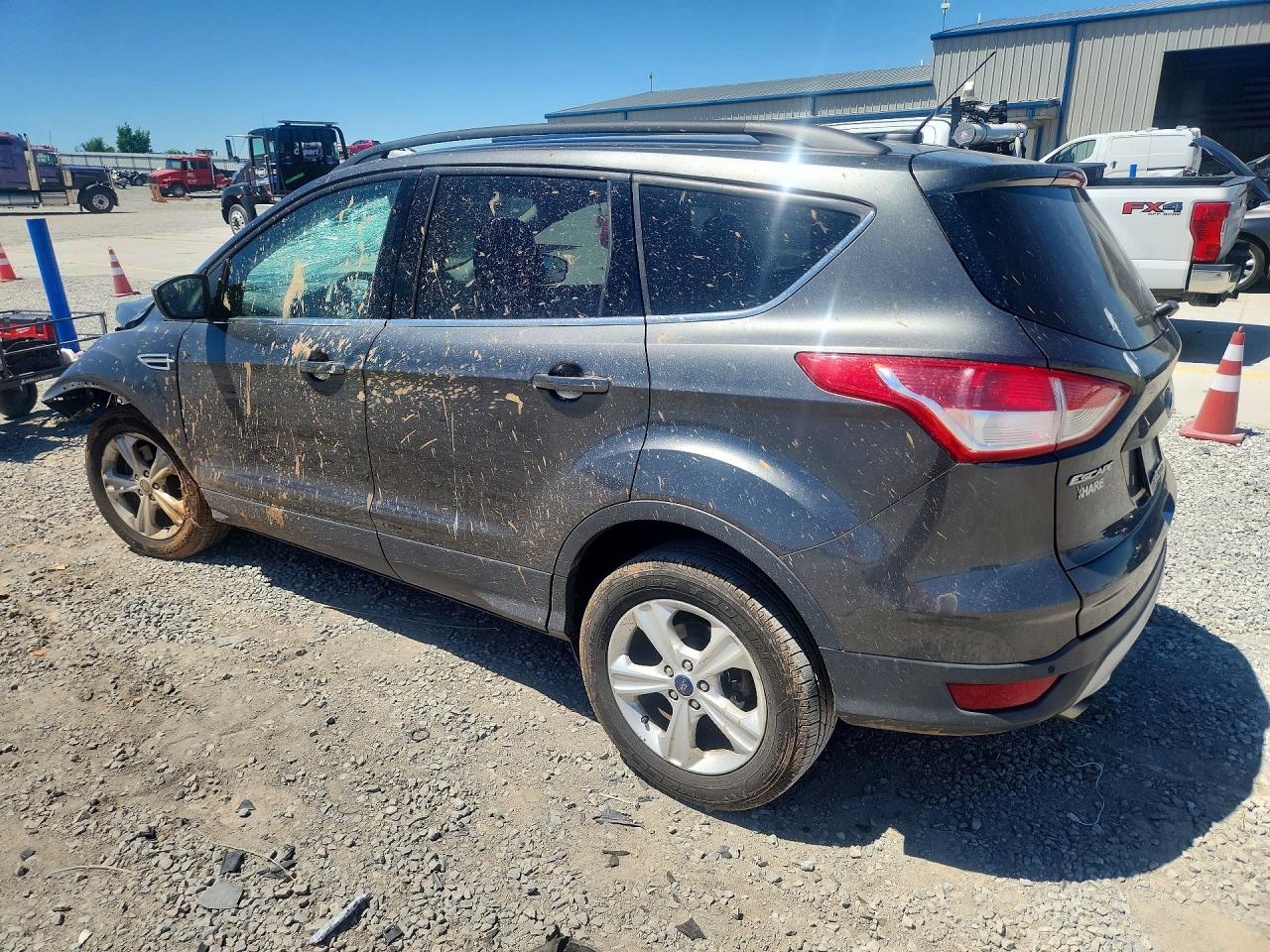 2016 FORD ESCAPE SE photo 3