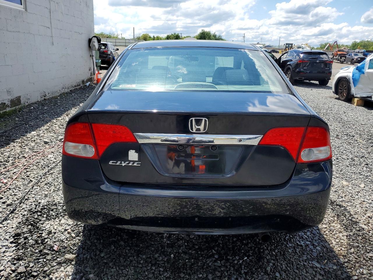 2010 HONDA CIVIC LX photo 6
