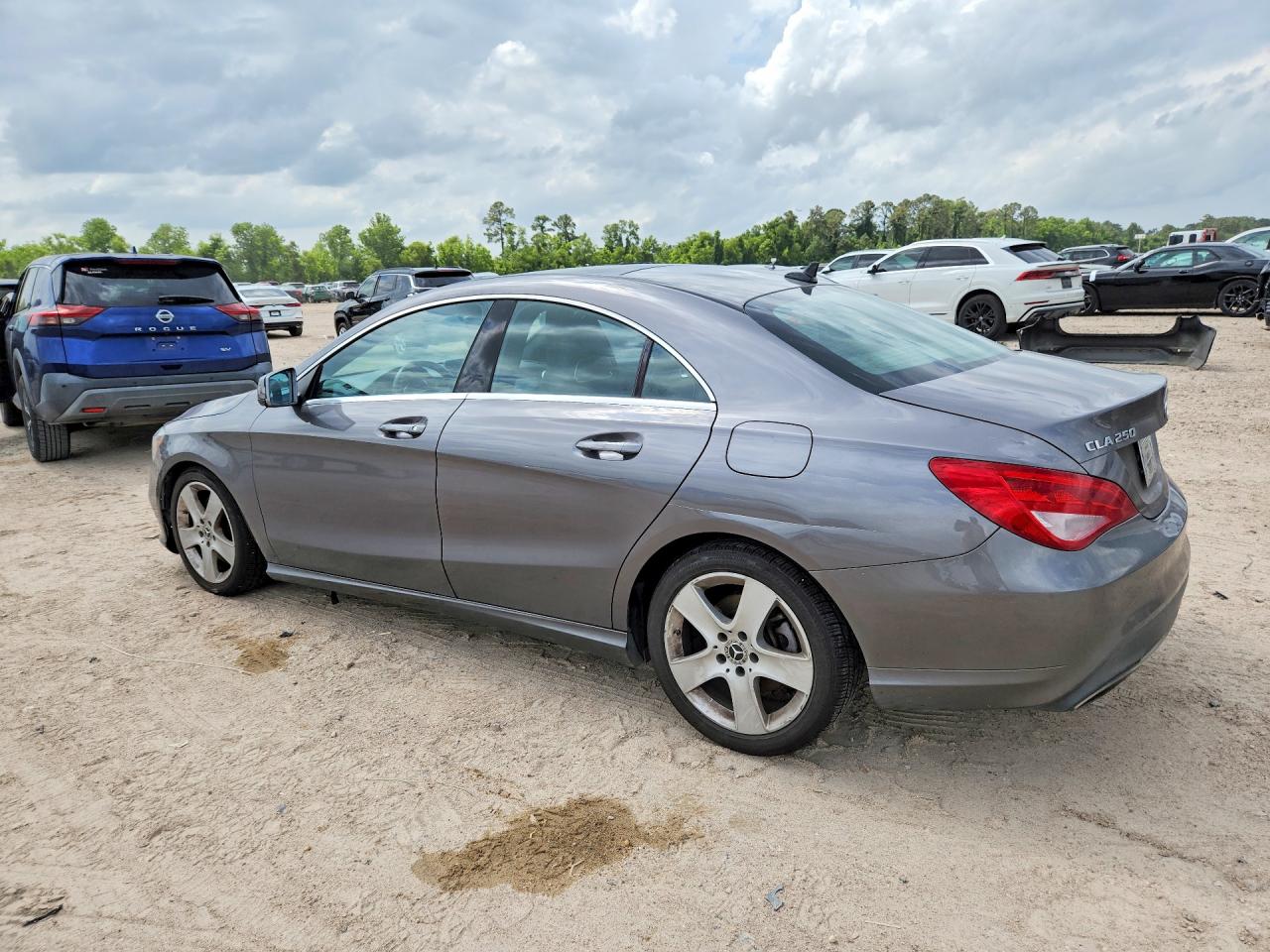 2018 MERCEDES-BENZ CLA 250 photo 3