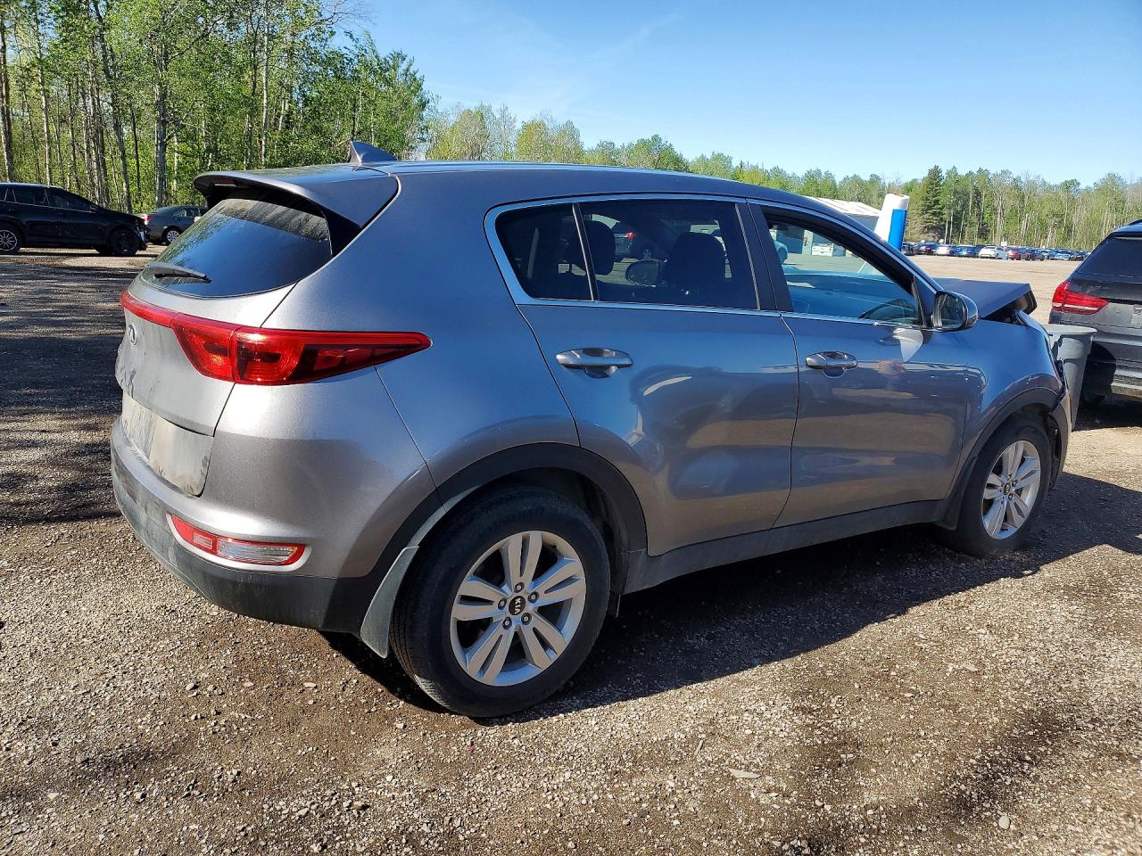 2017 KIA SPORTAGE LX photo 5