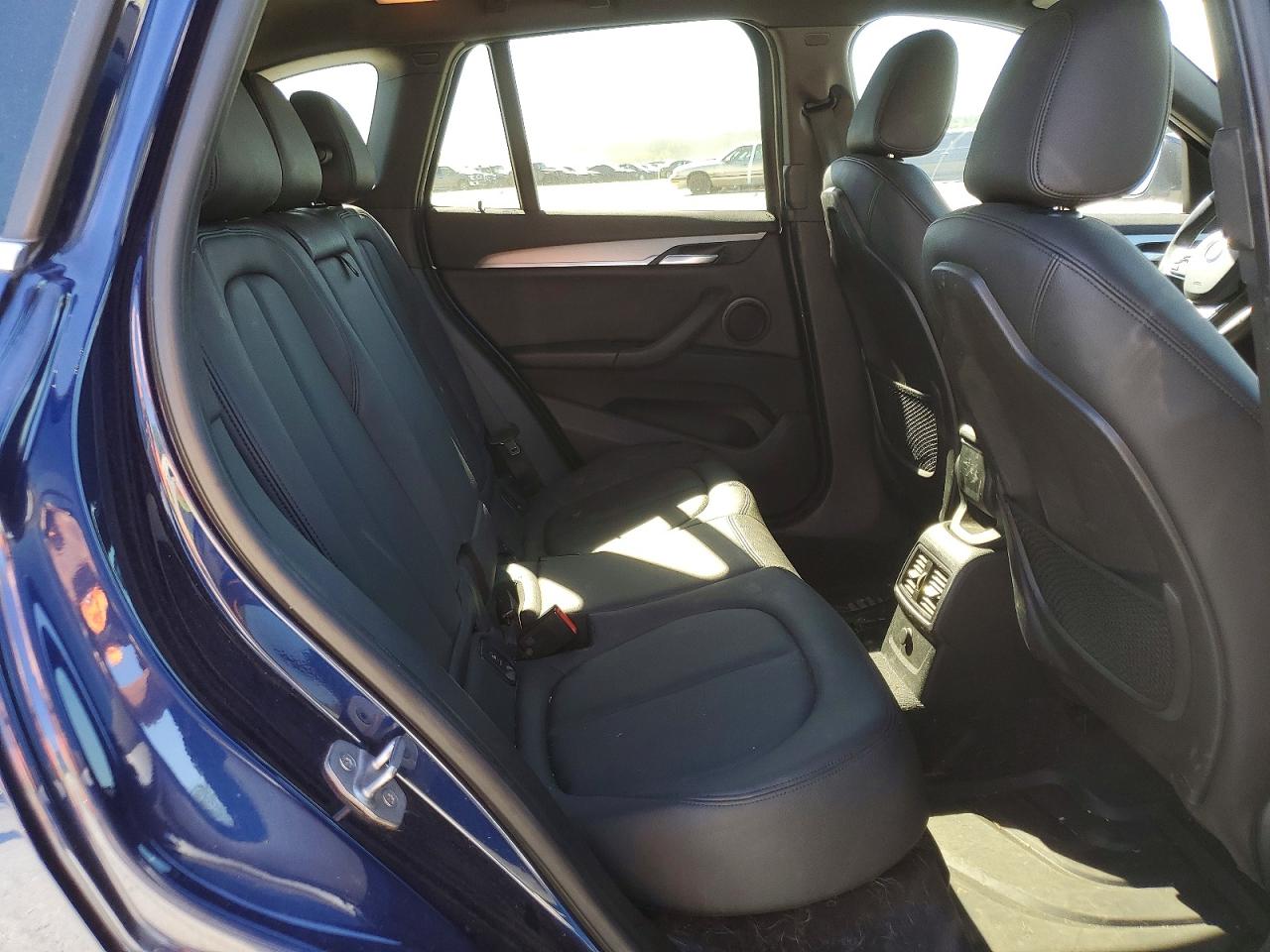 2016 BMW X1 XDRIVE28I photo 21