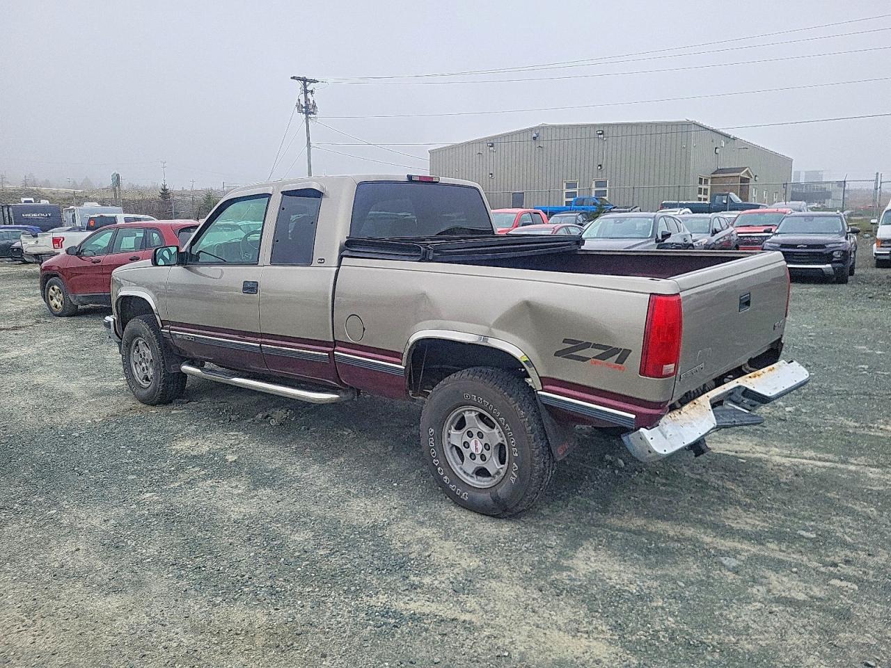 1998 GMC SIERRA K1500 photo 3
