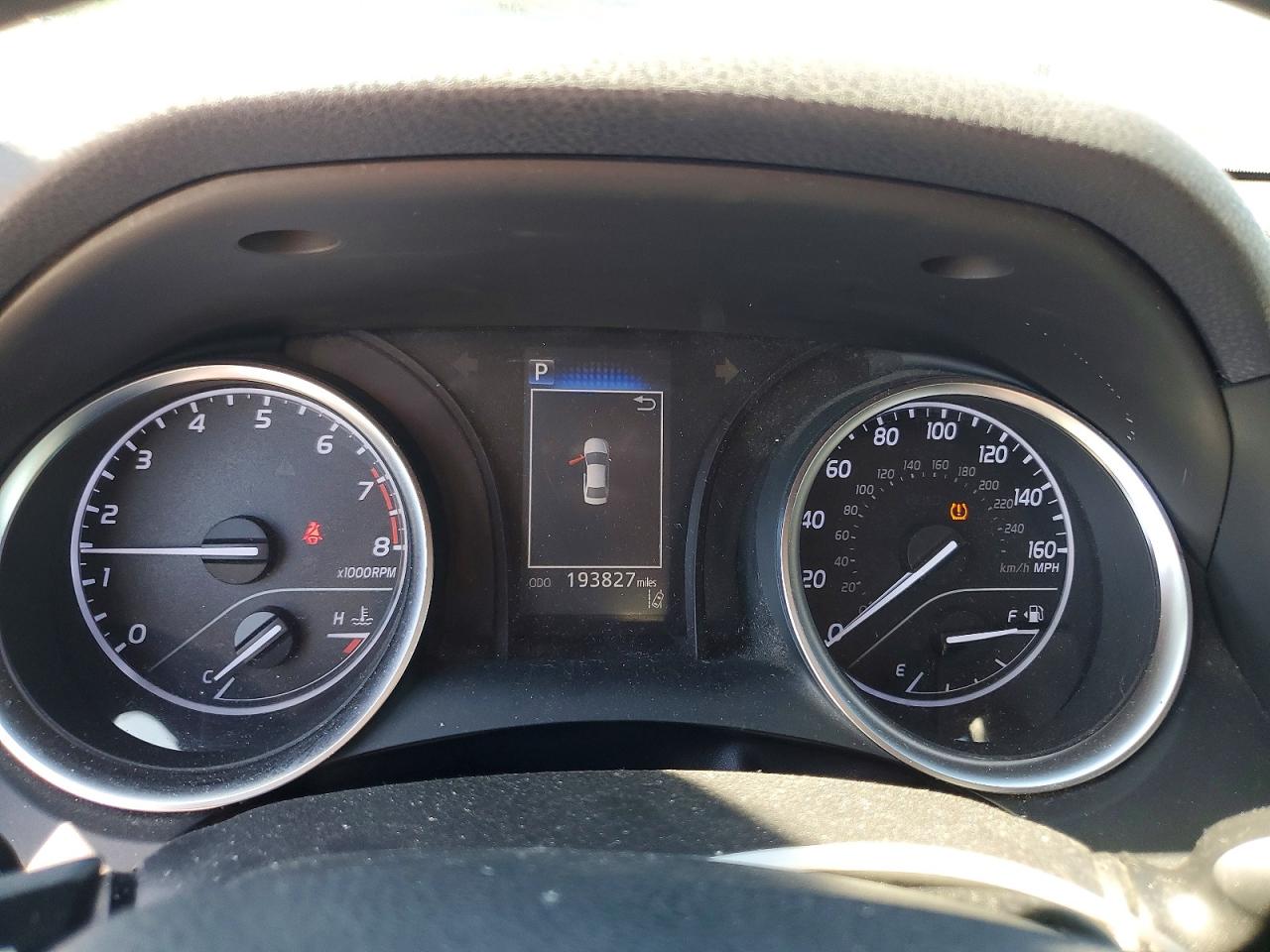 2018 TOYOTA CAMRY SE photo 25