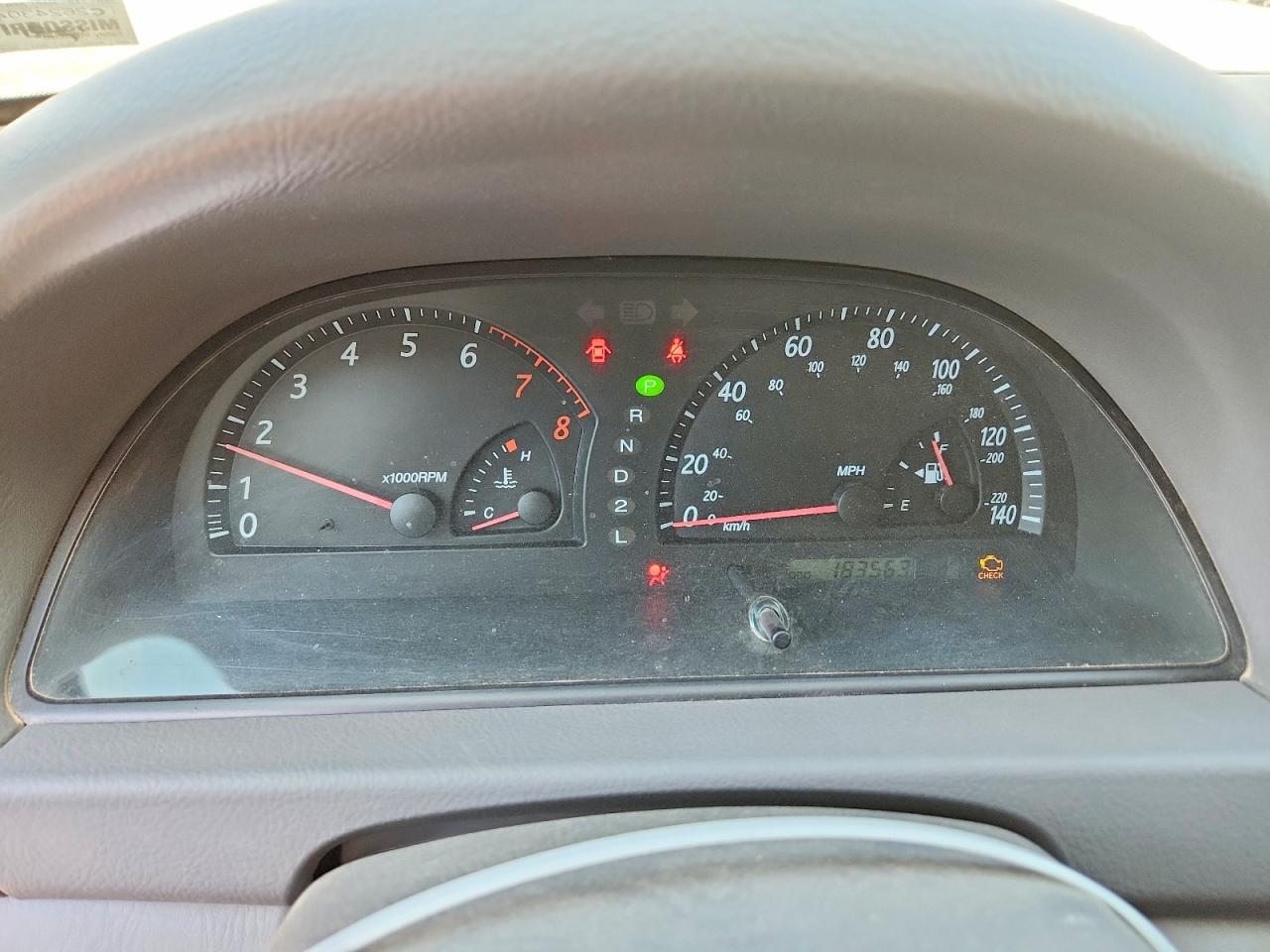 2002 TOYOTA CAMRY LE photo 17