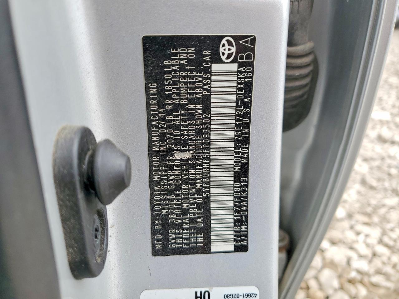 2014 TOYOTA COROLLA S PLUS photo 37