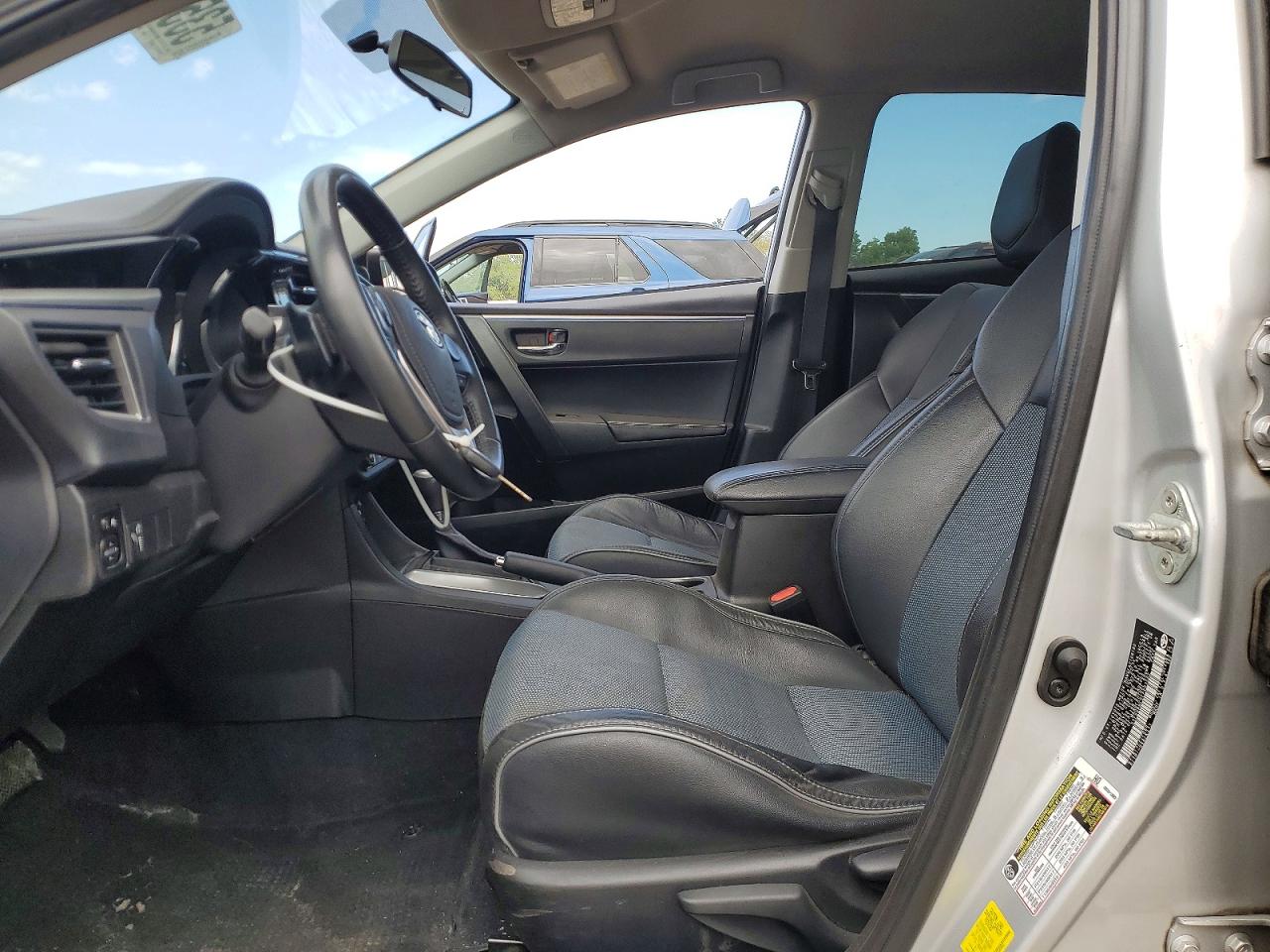 2014 TOYOTA COROLLA S PLUS photo 19
