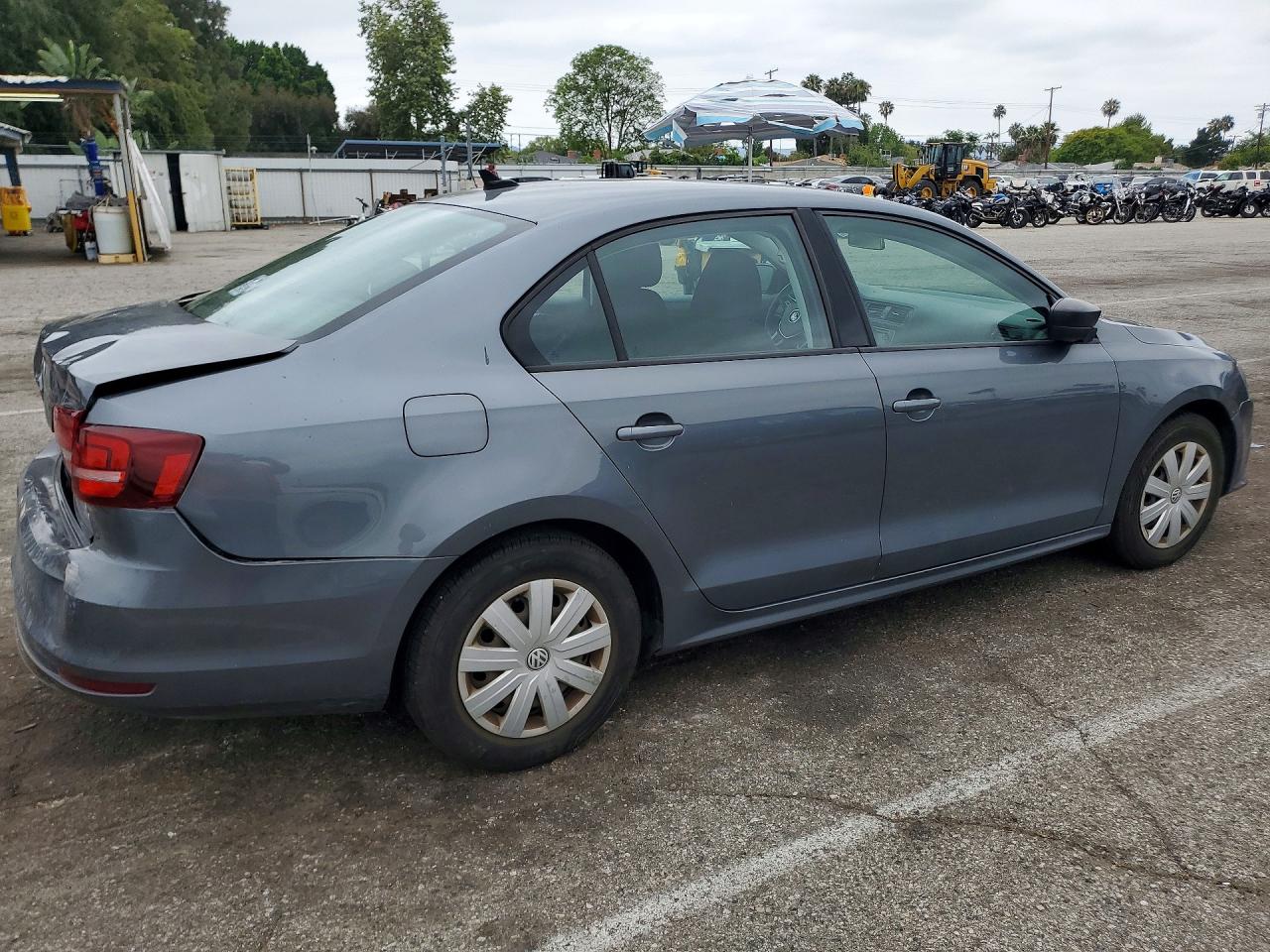 2016 VOLKSWAGEN JETTA S photo 3
