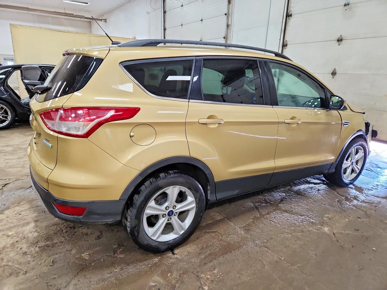2014 FORD ESCAPE SE photo 3