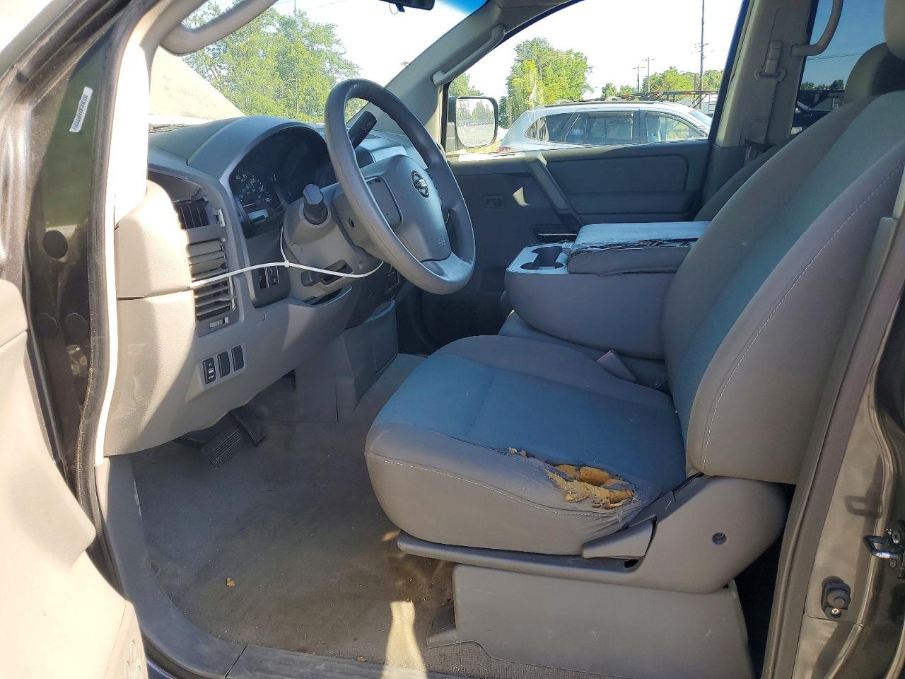 2006 NISSAN TITAN XE photo 13