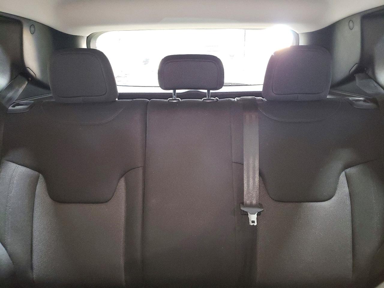 2020 JEEP RENEGADE SPORT photo 28