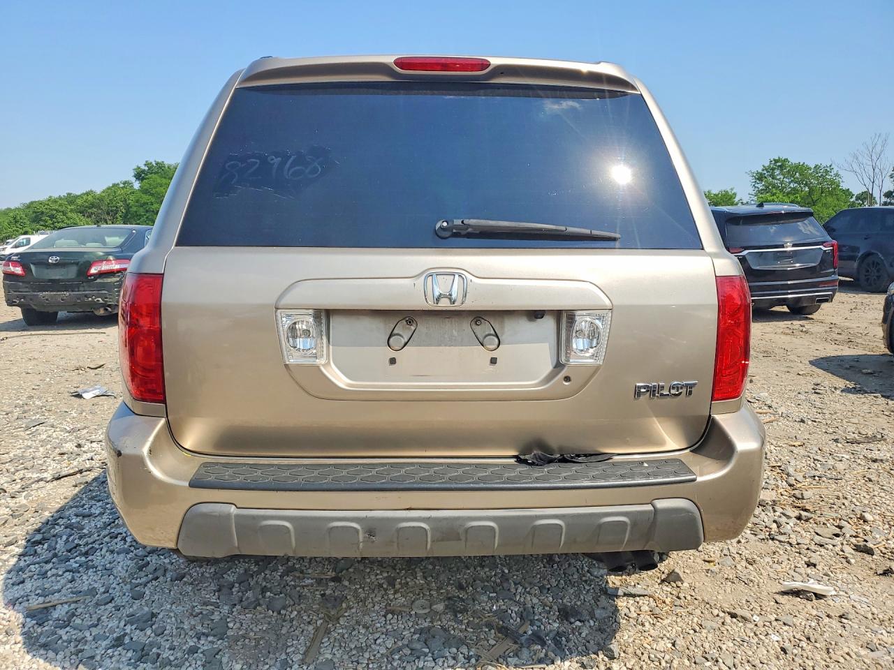2005 HONDA PILOT EX photo 11