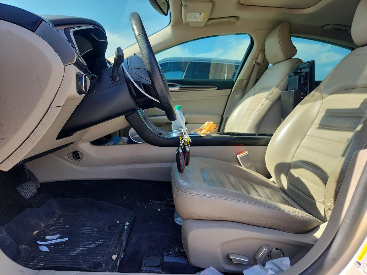 2017 FORD FUSION SE photo 19