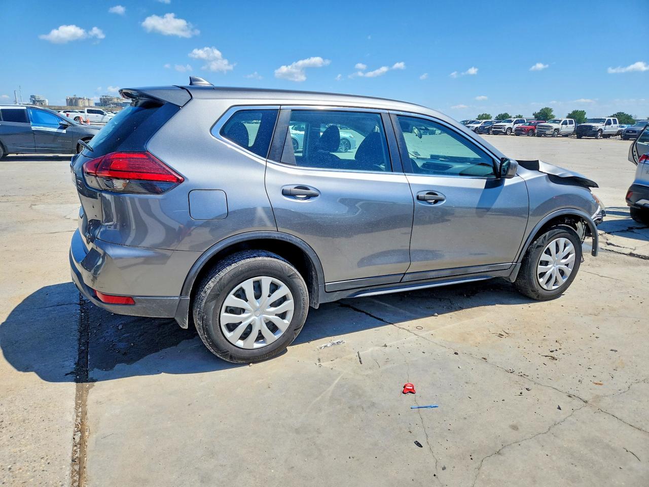 2017 NISSAN ROGUE S photo 3