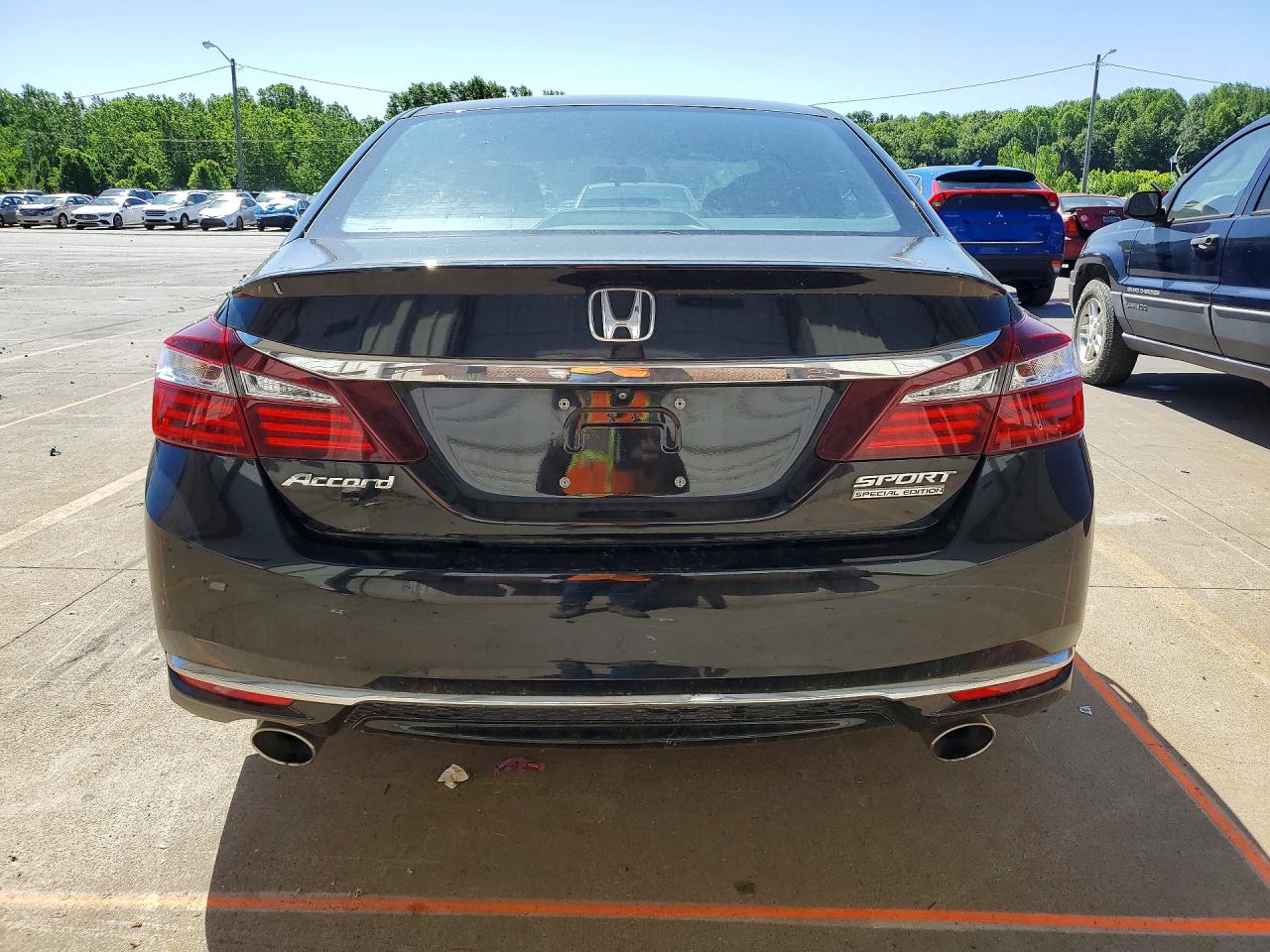 2017 HONDA ACCORD SPORT SPECIAL EDITION photo 16