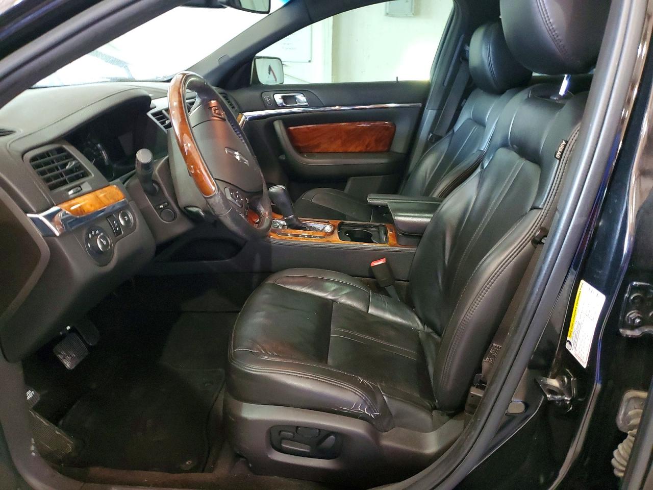 2014 LINCOLN MKS photo 7
