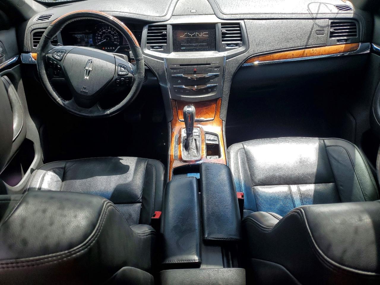 2014 LINCOLN MKS photo 8