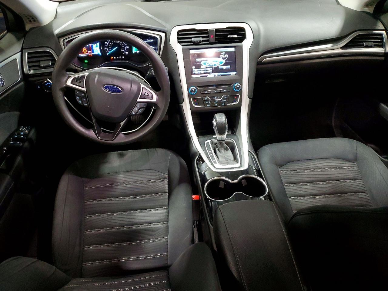 2016 FORD FUSION SE photo 22