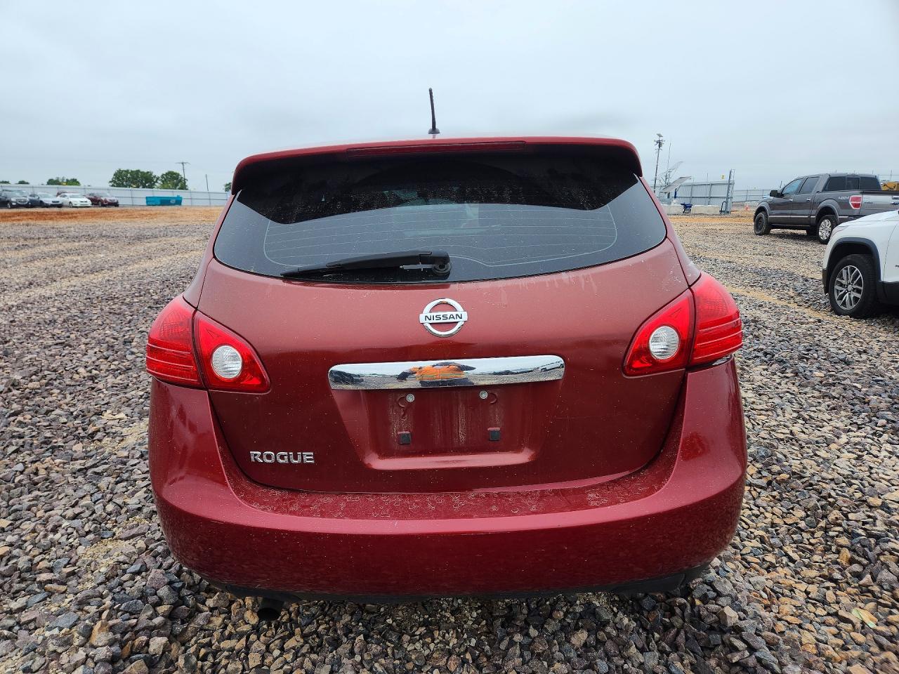 2013 NISSAN ROGUE S photo 11