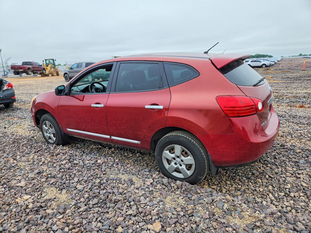 2013 NISSAN ROGUE S photo 3