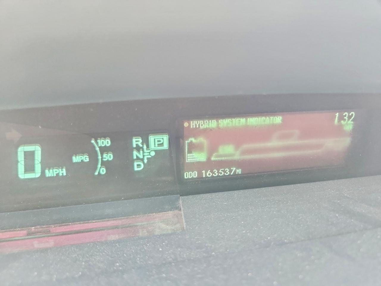 2010 TOYOTA PRIUS III photo 9