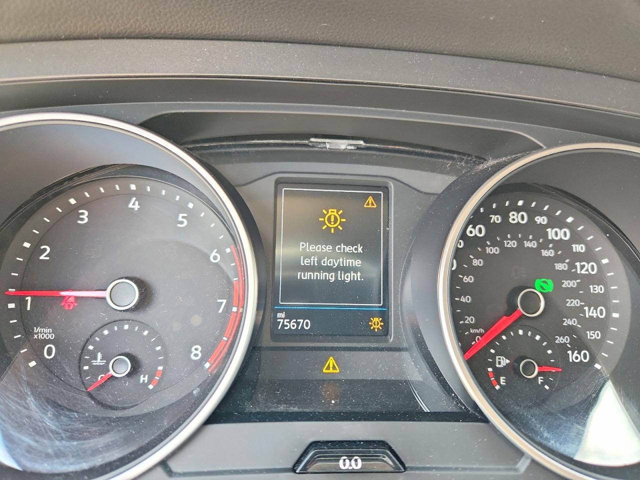 2021 VOLKSWAGEN TIGUAN S photo 17