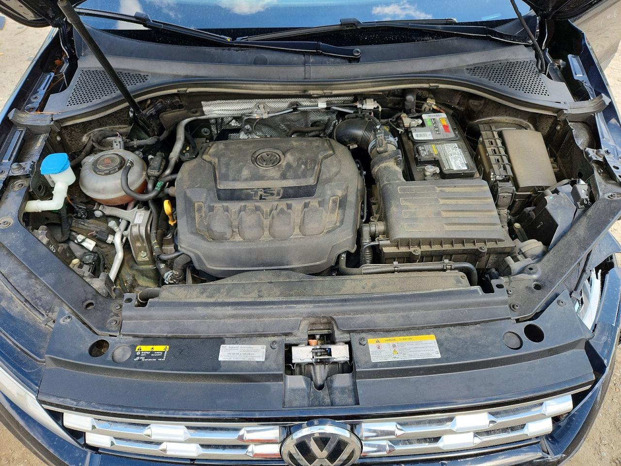 2021 VOLKSWAGEN TIGUAN S photo 23