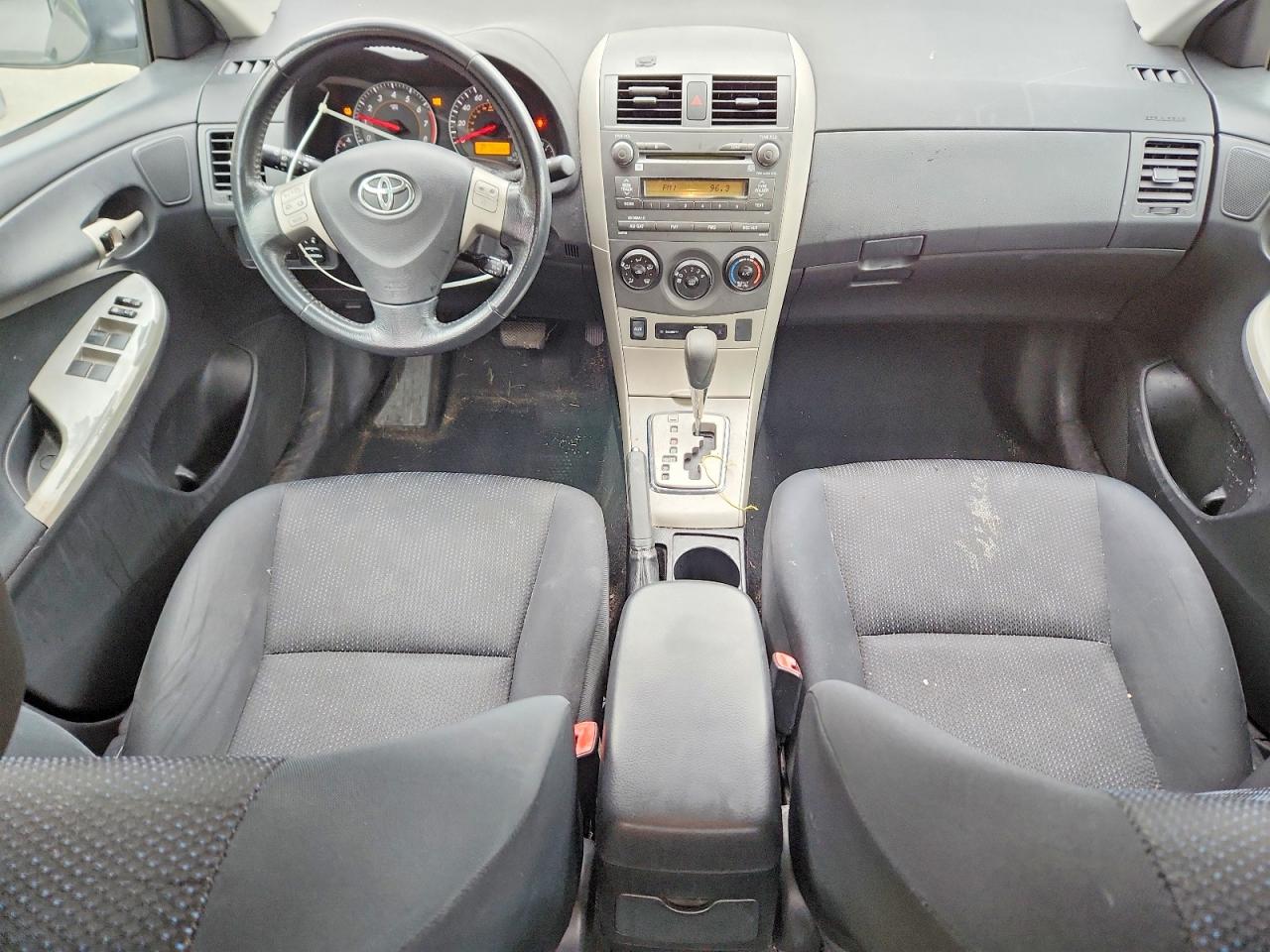 2010 TOYOTA COROLLA S photo 15