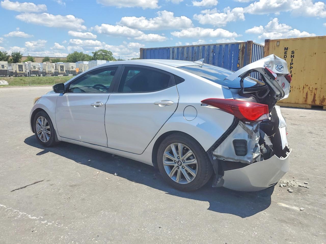 2014 HYUNDAI ELANTRA SE photo 2