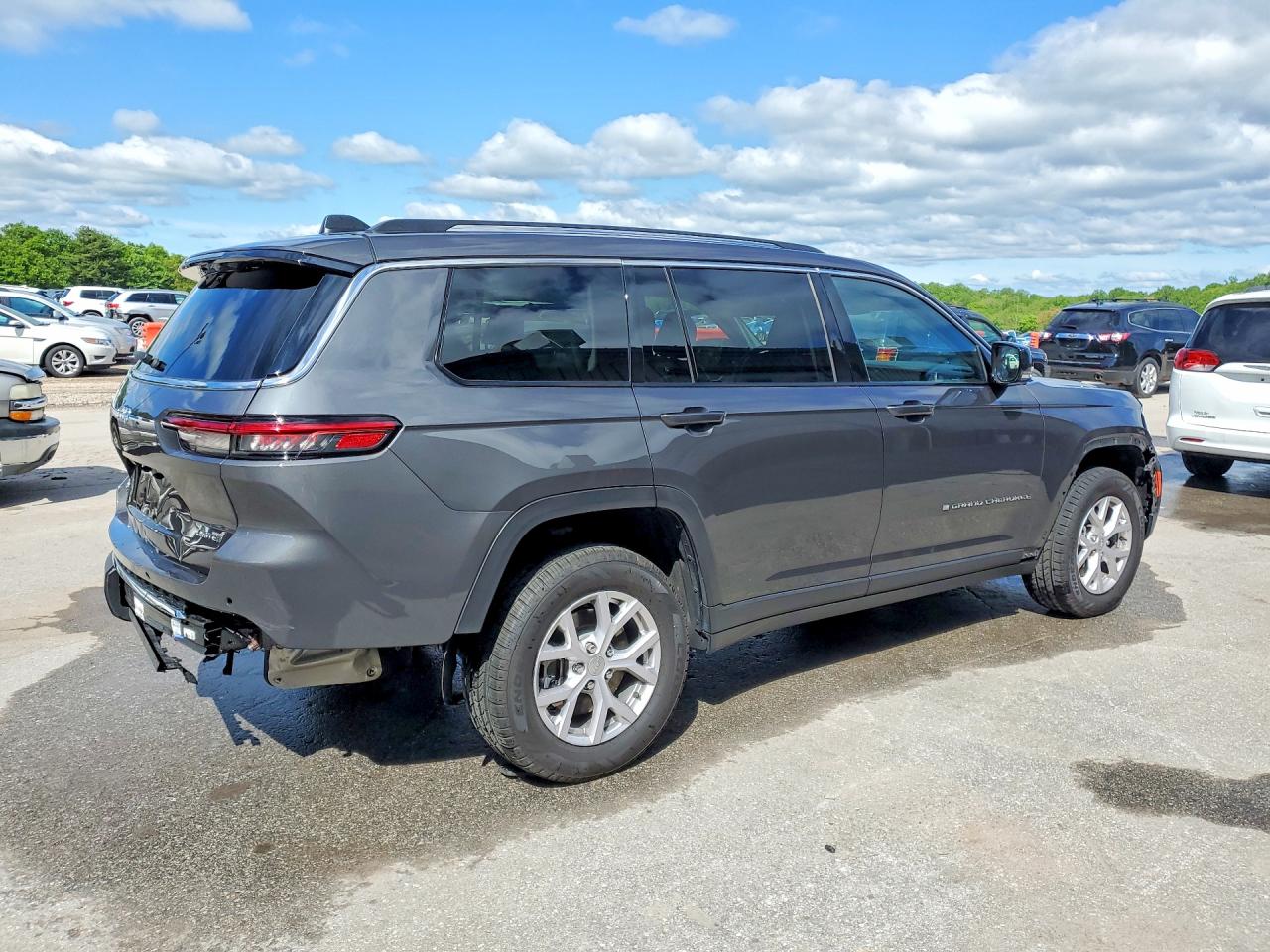 2022 JEEP GRAND CHEROKEE L LIMITED photo 5