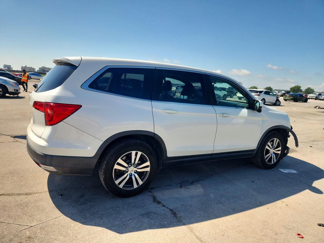 2016 HONDA PILOT EXL photo 5