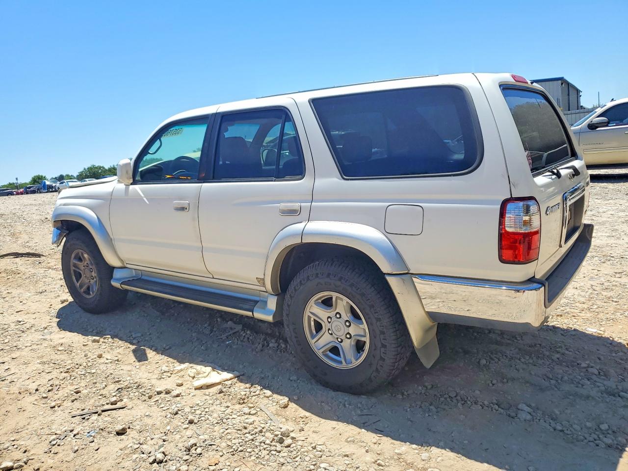 2002 TOYOTA 4RUNNER SR5 photo 3