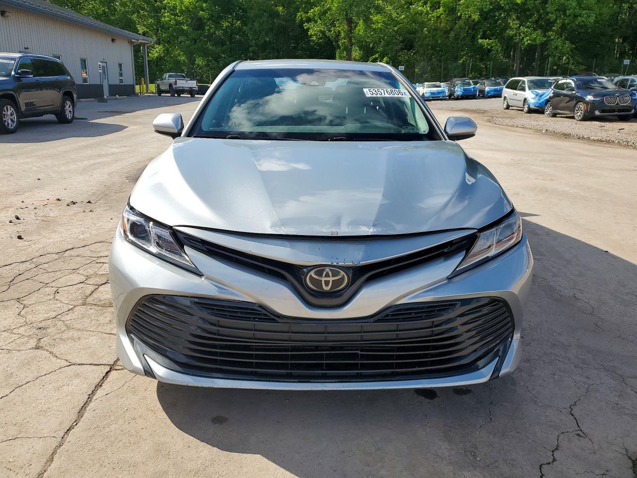 2018 TOYOTA CAMRY LE photo 13