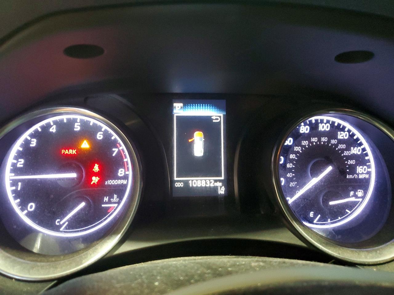 2018 TOYOTA CAMRY LE photo 25
