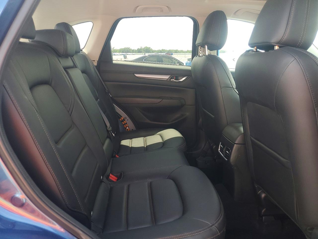 2021 MAZDA CX-5 TOURING photo 11