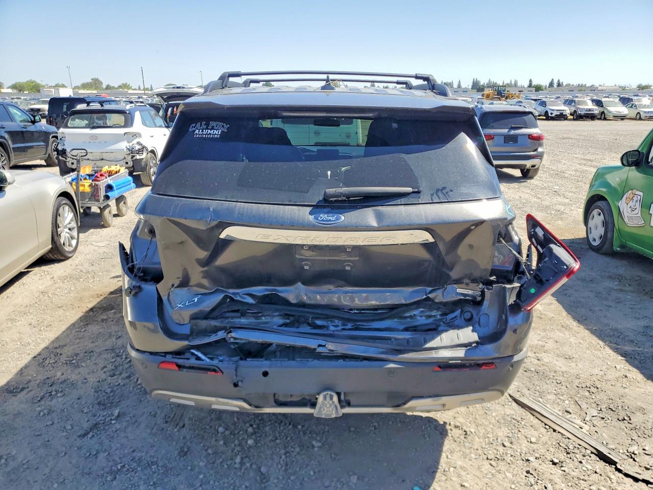 2020 FORD EXPLORER XLT photo 16