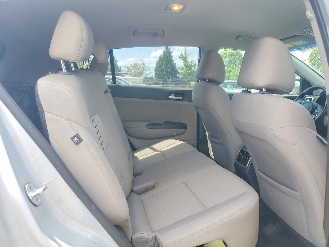 2018 KIA SPORTAGE LX photo 11