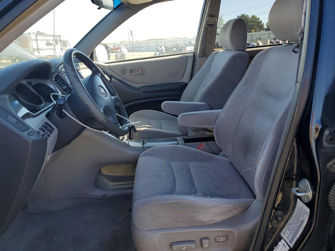 2003 TOYOTA HIGHLANDER LIMITED photo 19