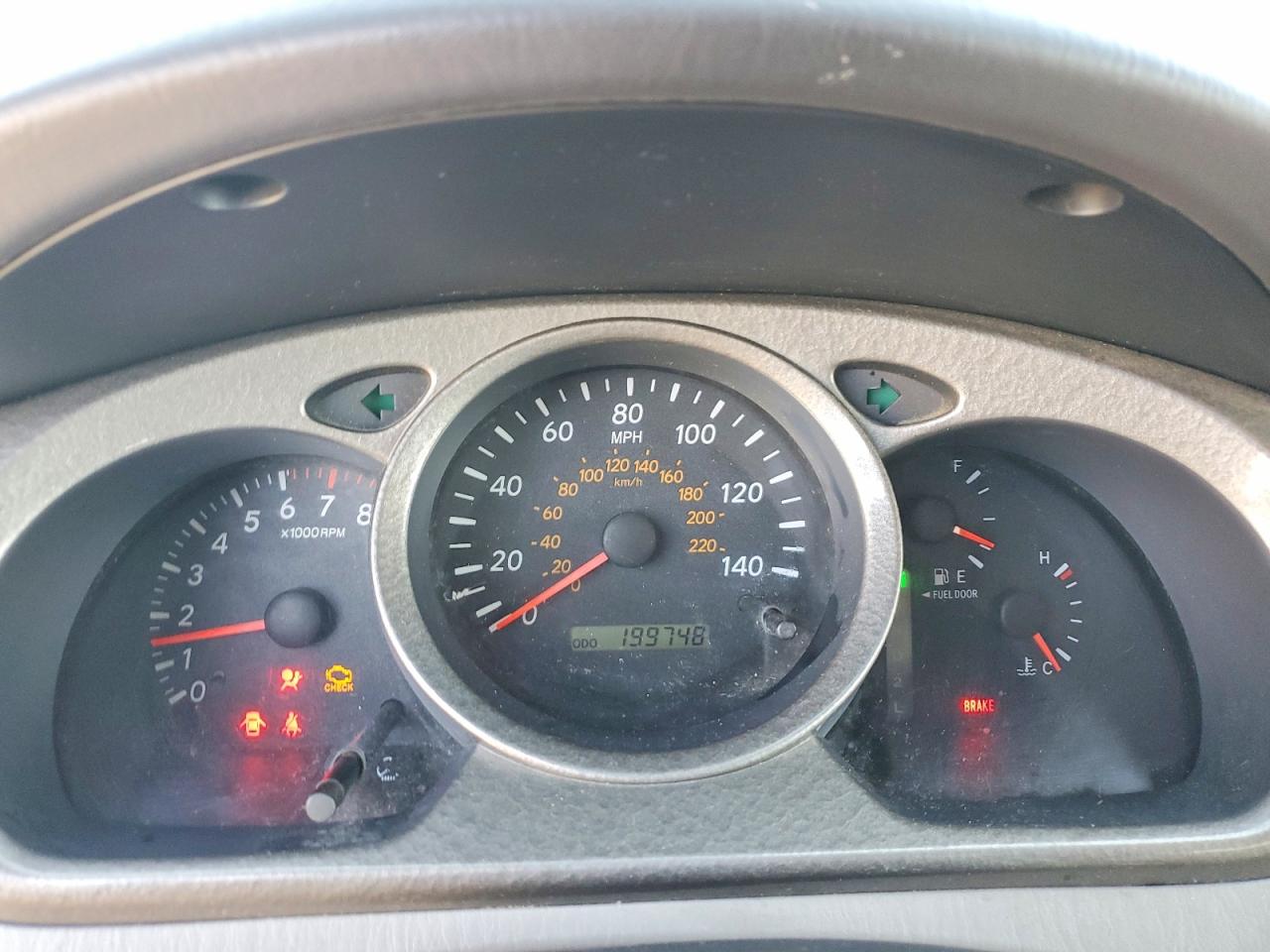 2003 TOYOTA HIGHLANDER LIMITED photo 25