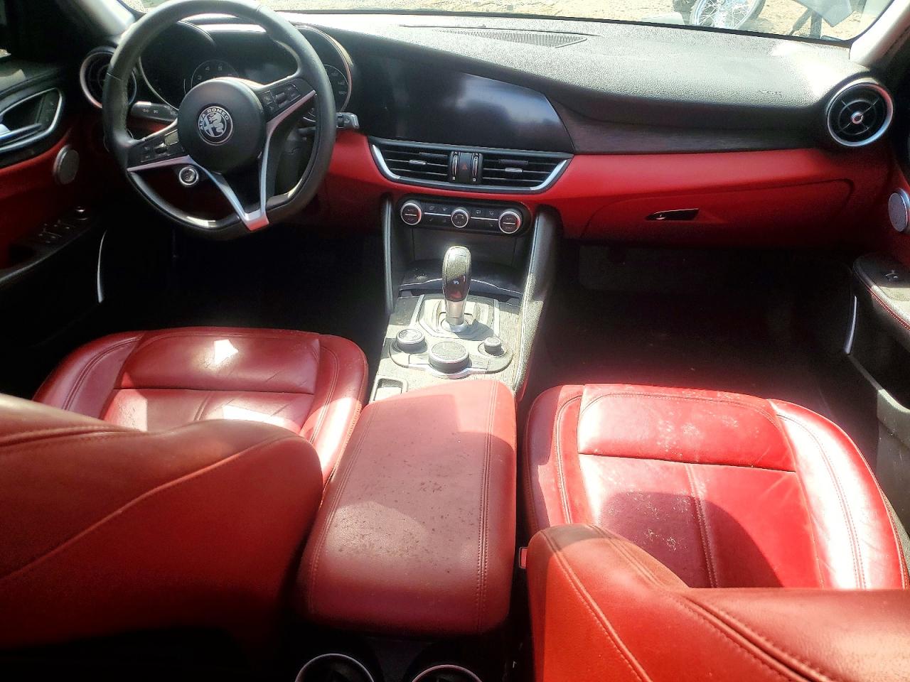 2018 ALFA ROMEO GIULIA Q4 photo 15