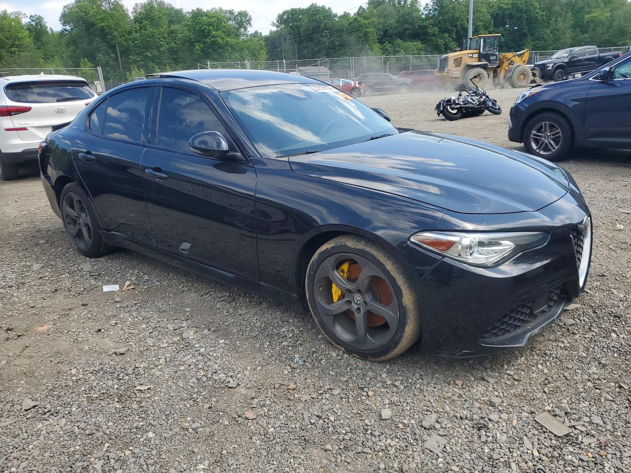 2018 ALFA ROMEO GIULIA Q4 photo 7
