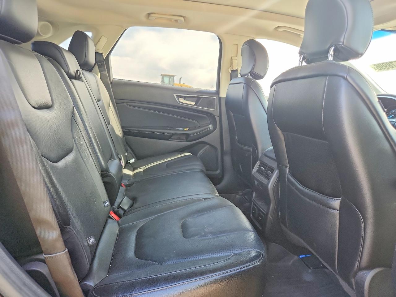 2015 FORD EDGE TITANIUM photo 31