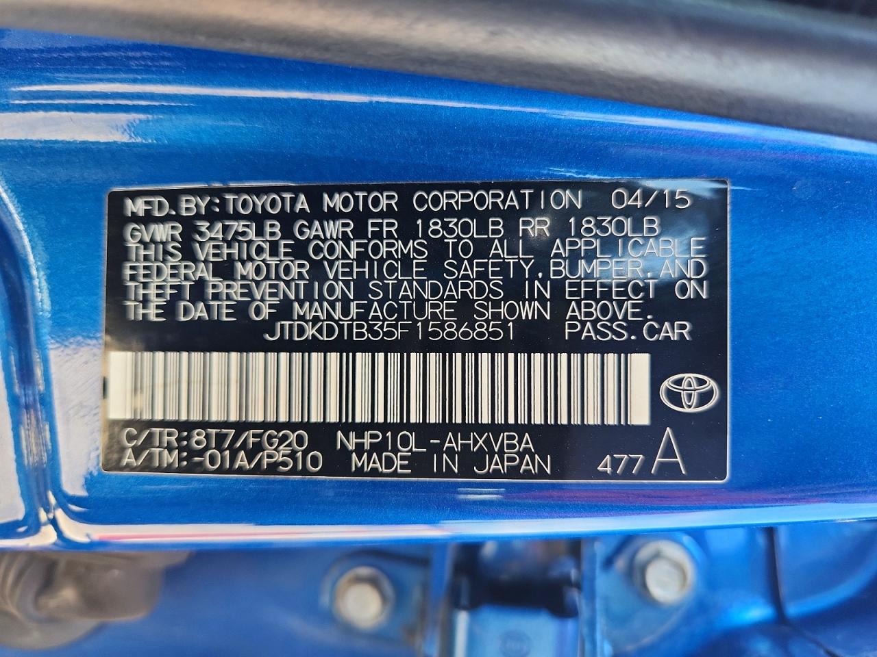 2015 TOYOTA PRIUS C TWO photo 23