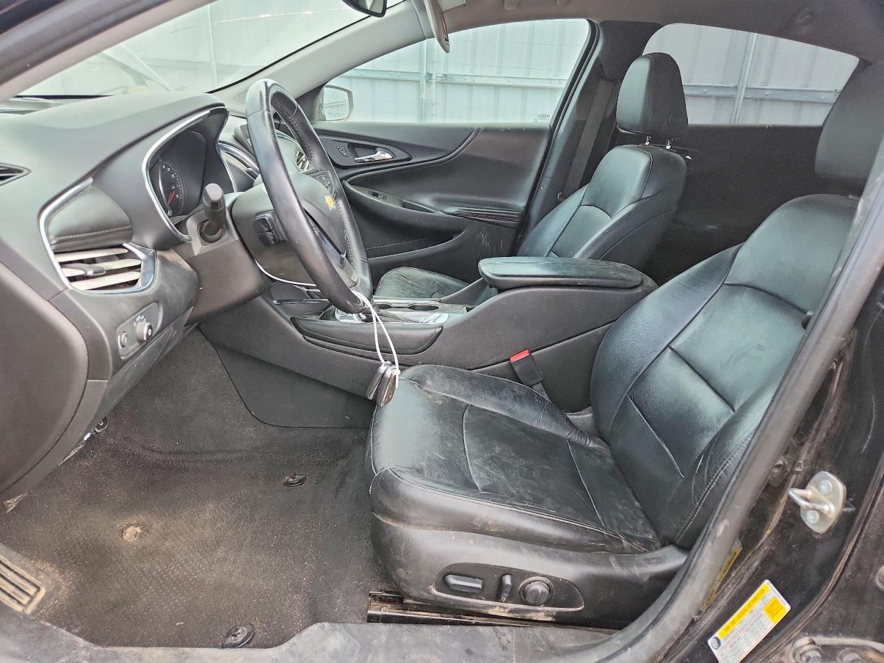2017 CHEVROLET MALIBU LT photo 19