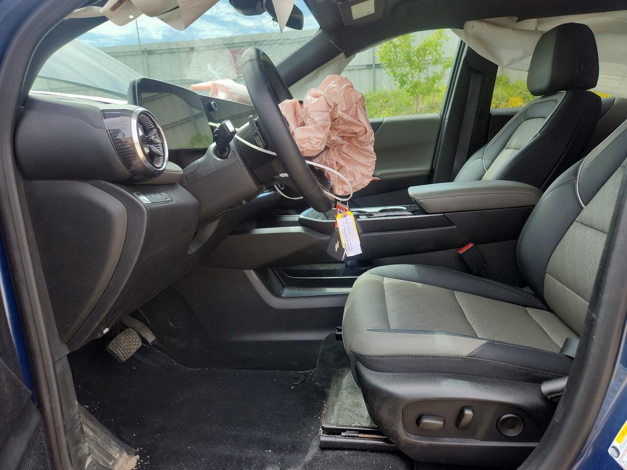 2026 CHEVROLET EQUINOX LT photo 13