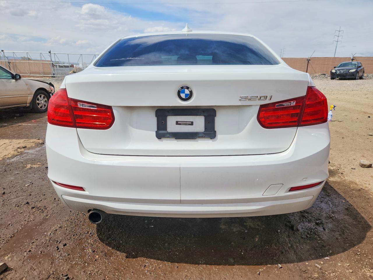 2015 BMW 320 I photo 16