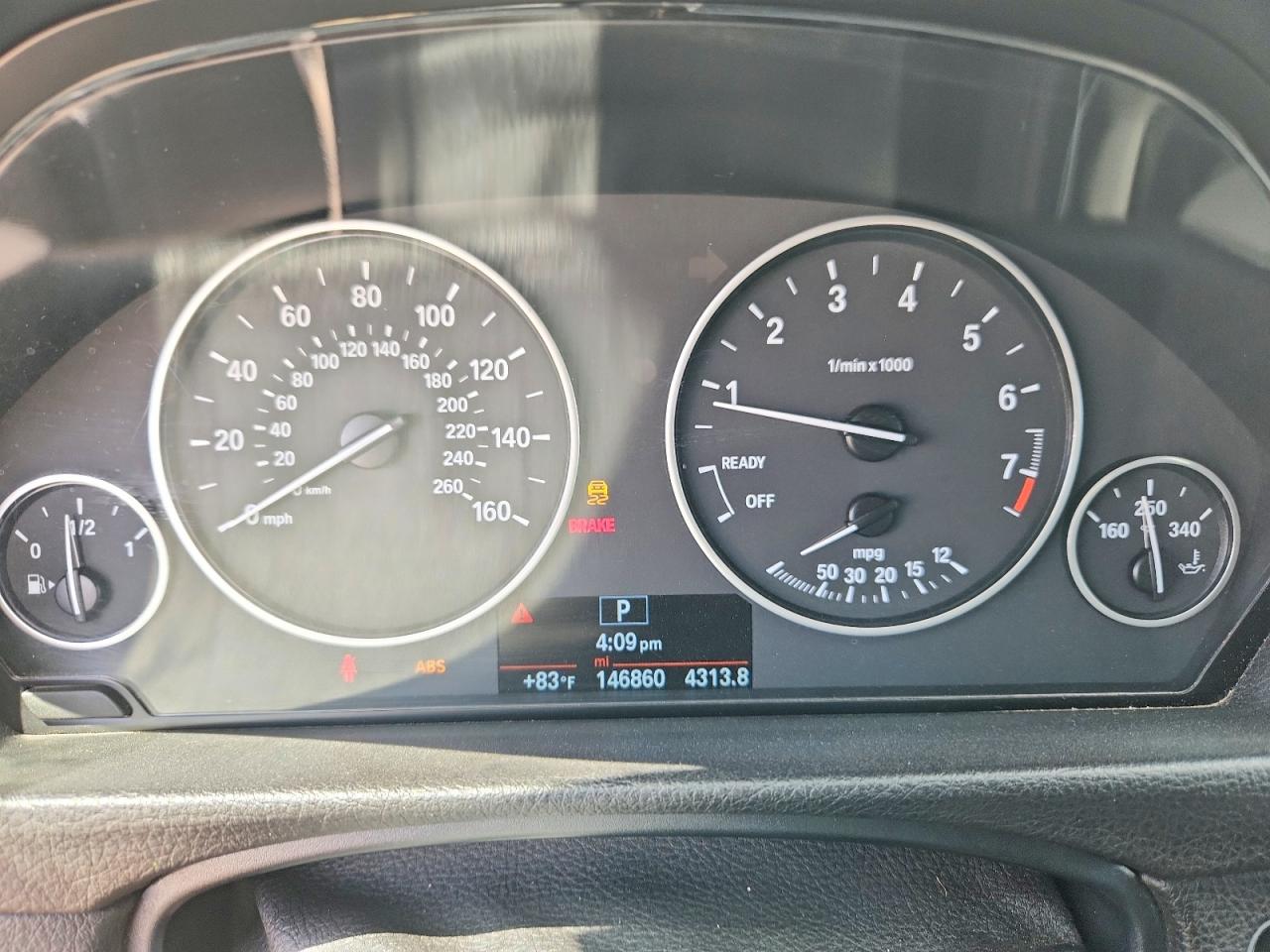 2015 BMW 320 I photo 25