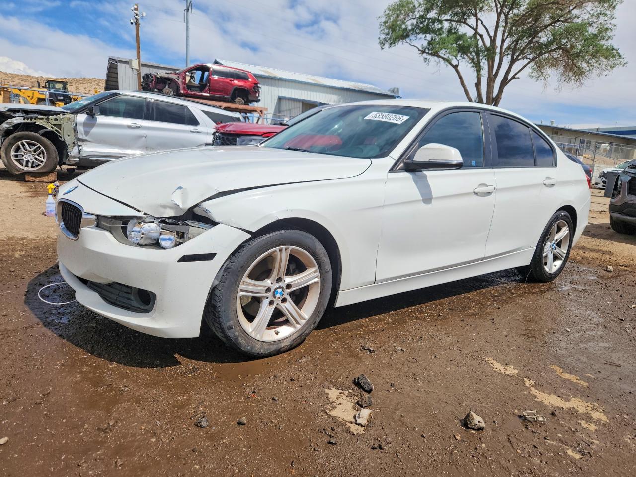 2015 BMW 320