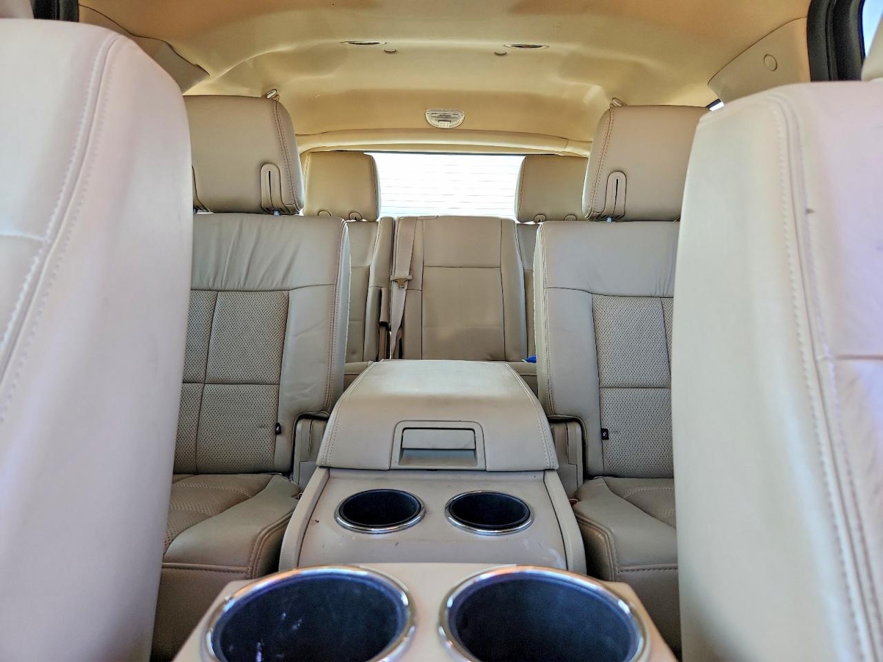 2010 LINCOLN NAVIGATOR photo 10