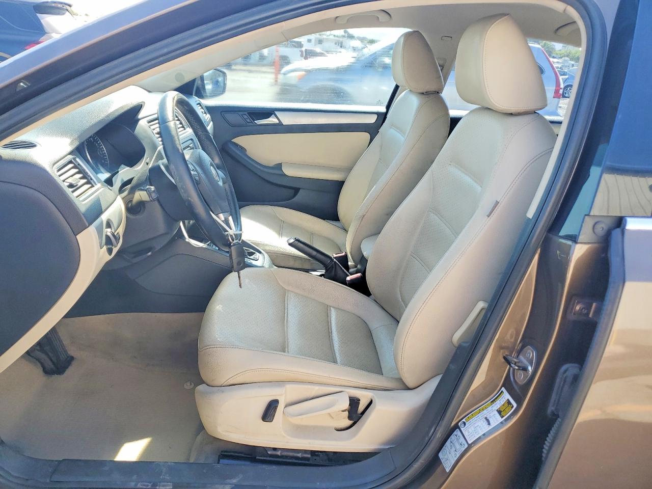2014 VOLKSWAGEN JETTA SE photo 18